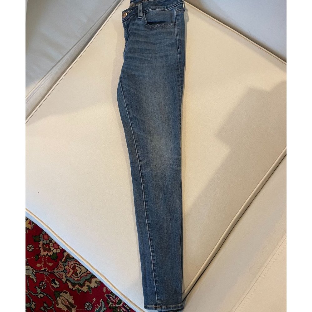 American Eagle 360• Stretch Denim Straight Leg Skinny Jeans